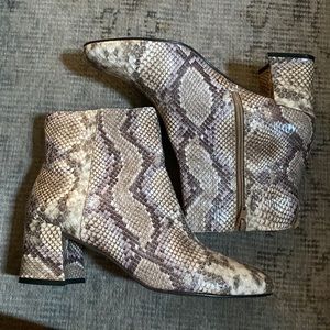 Snake print boots!